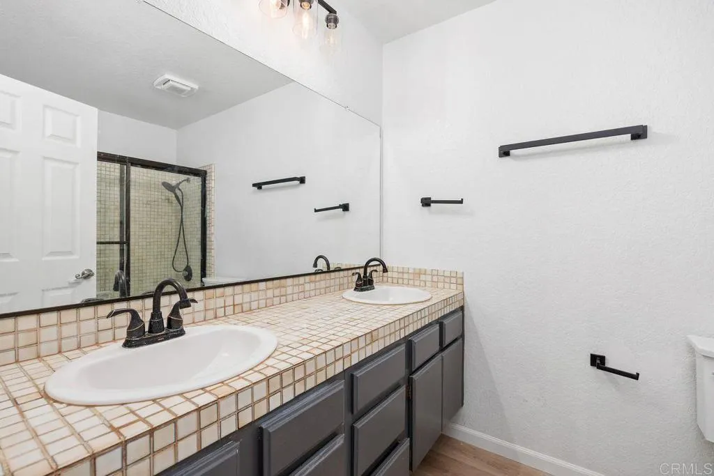 1402 Village View Road, Encinitas, California 92024 home-pic-25