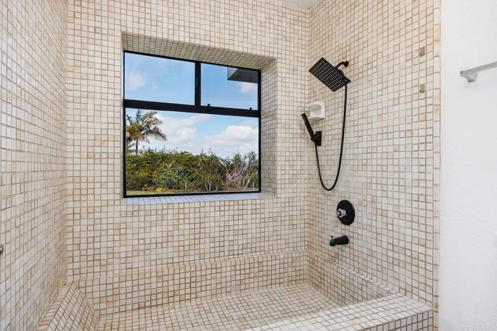 1402 Village View Road, Encinitas, California 92024 home-pic-21
