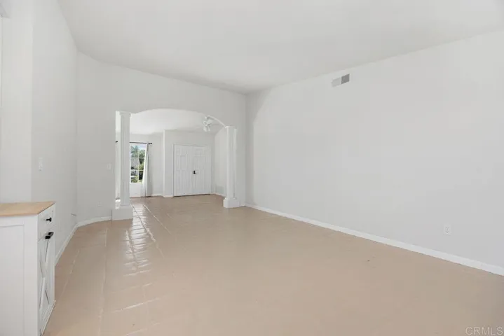1402 Village View Road, Encinitas, California 92024