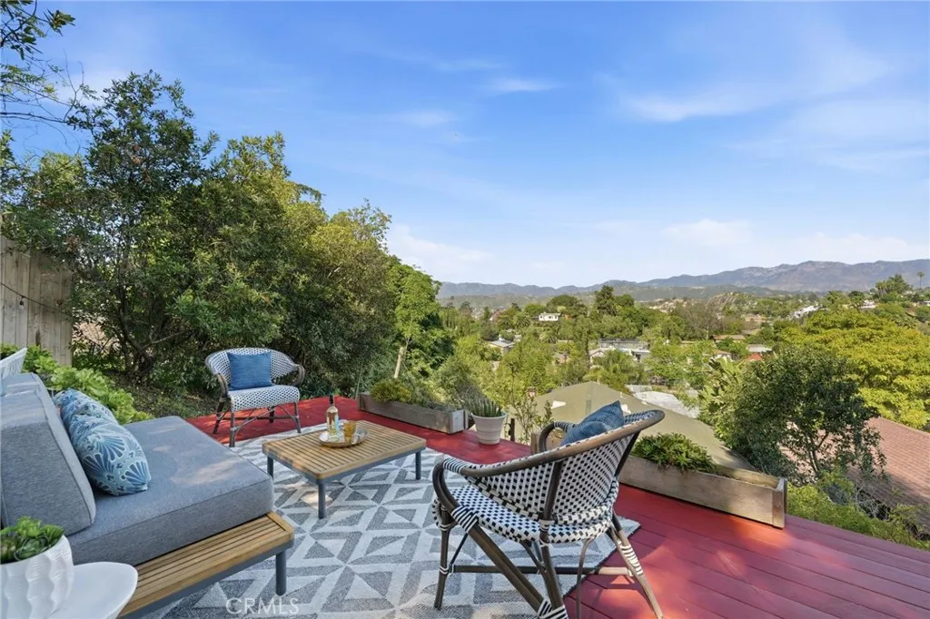 1011 Terrace 49, Los Angeles, California 90042 home-pic-31