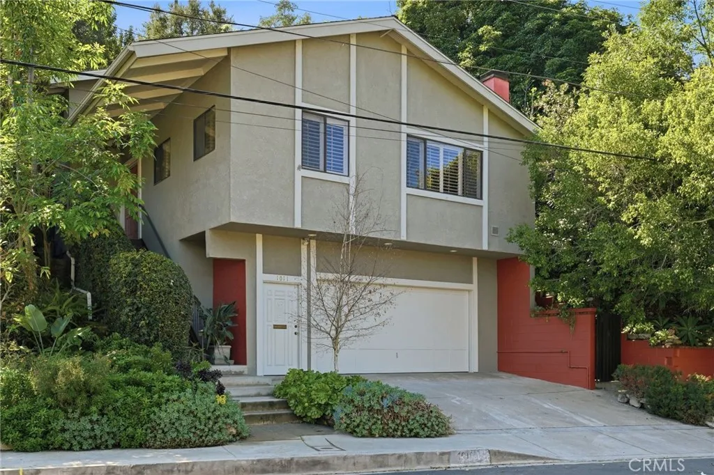 1011 Terrace 49, Los Angeles, California 90042 home-pic-1