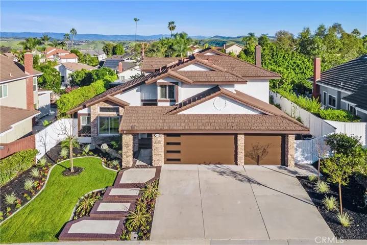 Welcome to this gorgeous dream home in Southern California- 28372 La Falda!