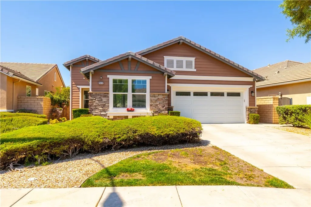 26112 Palm Breeze Lane, Menifee, California 92586 home-pic-3