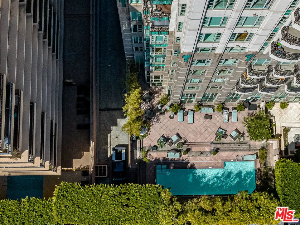 10580 Wilshire Boulevard 14, Los Angeles, California 90024 home-pic-24