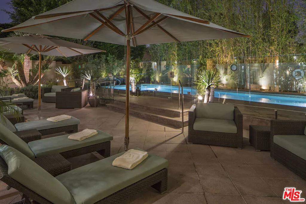 10580 Wilshire Boulevard 14, Los Angeles, California 90024 home-pic-25