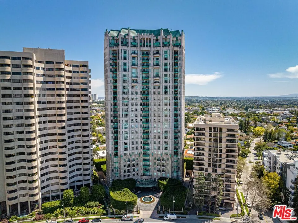 10580 Wilshire Boulevard 14, Los Angeles, California 90024 home-pic-32
