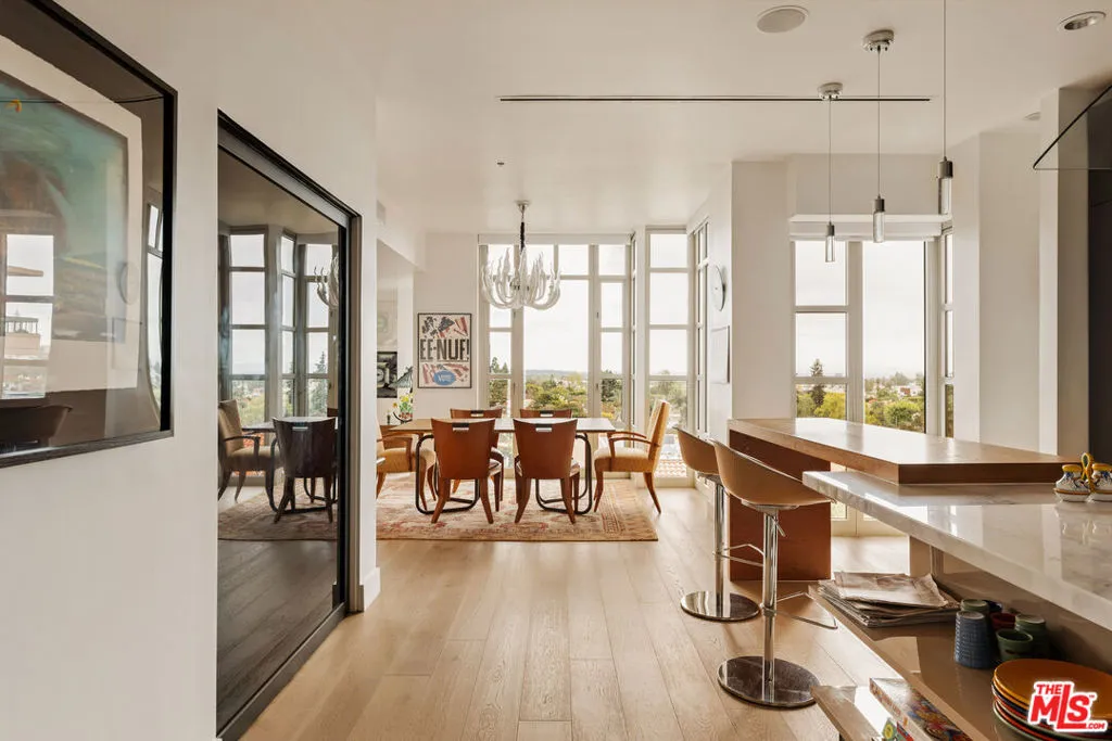 10580 Wilshire Boulevard 14, Los Angeles, California 90024 home-pic-15