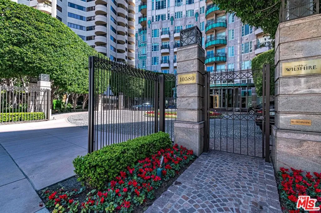 10580 Wilshire Boulevard 14, Los Angeles, California 90024 home-pic-31