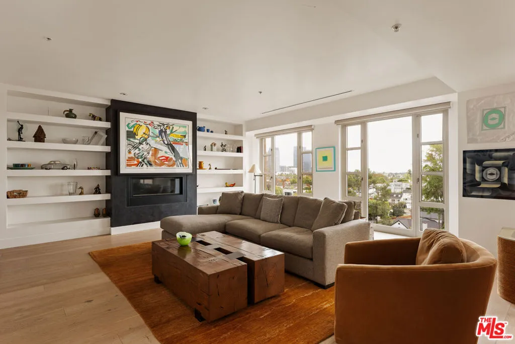 10580 Wilshire Boulevard 14, Los Angeles, California 90024 home-pic-4