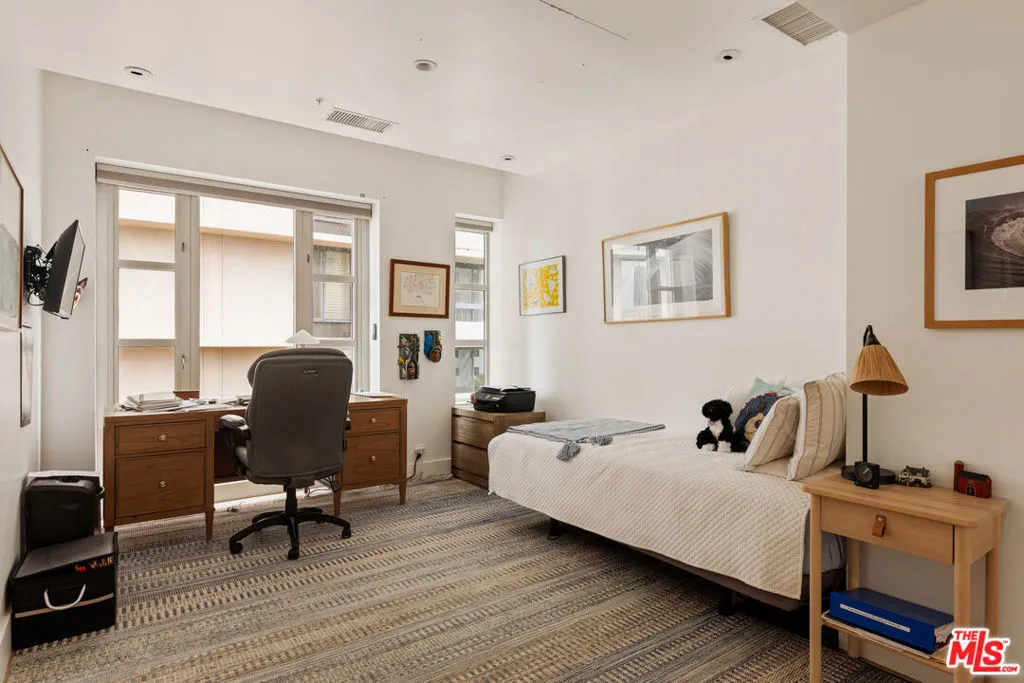 10580 Wilshire Boulevard 14, Los Angeles, California 90024 home-pic-13