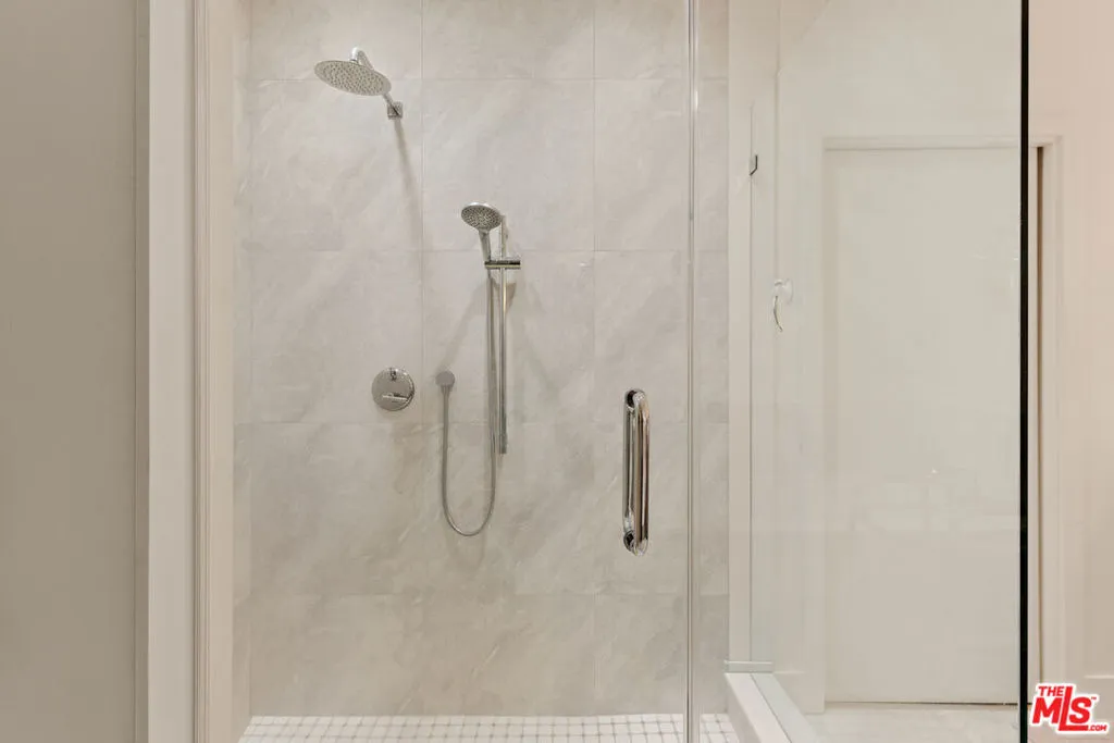 10580 Wilshire Boulevard 14, Los Angeles, California 90024 home-pic-11