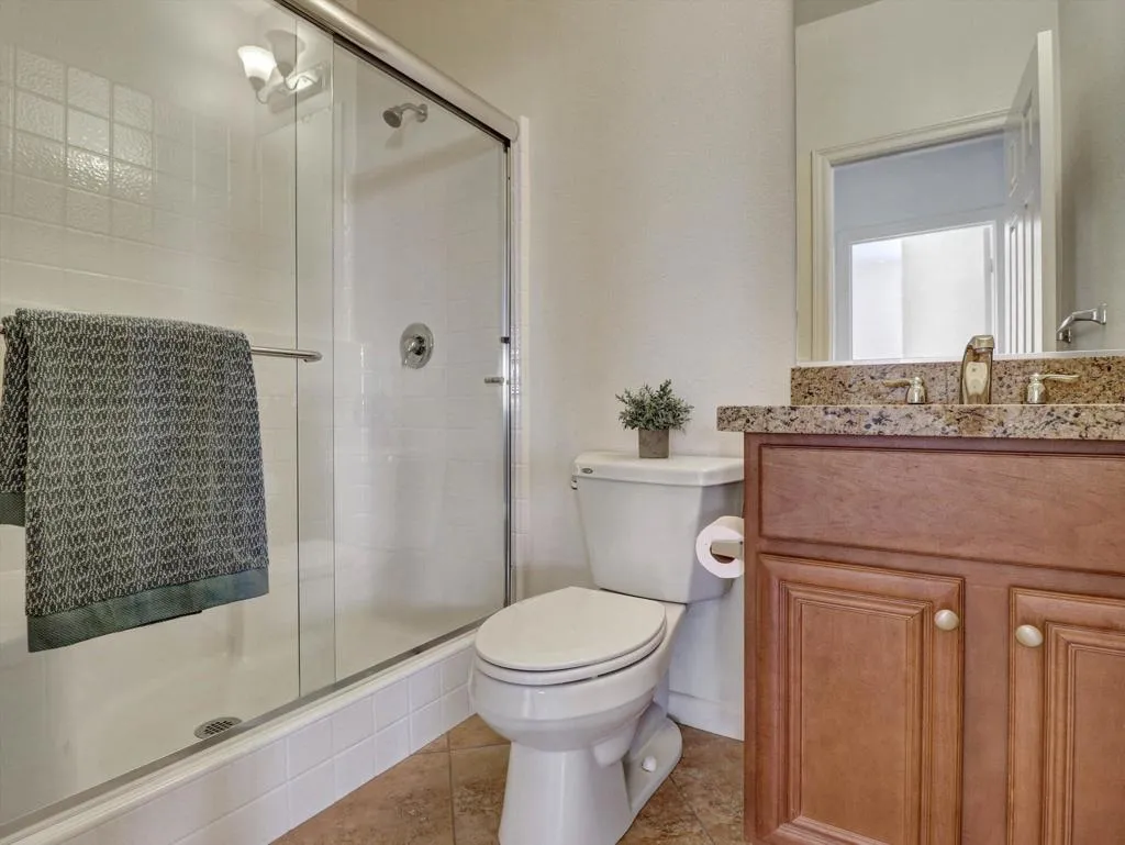 73754 Kandinsky Way, Palm Desert, California 92211 home-pic-35