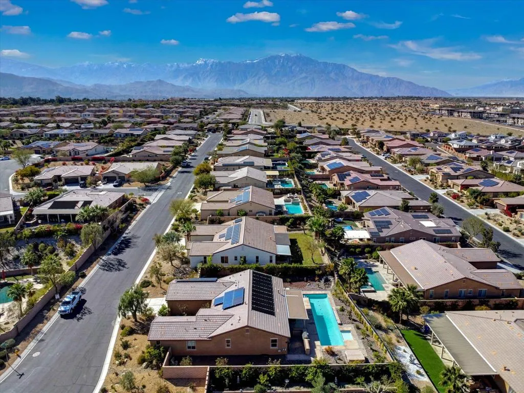 73754 Kandinsky Way, Palm Desert, California 92211 home-pic-49