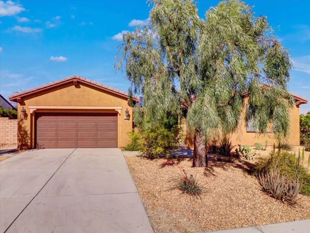73754 Kandinsky Way, Palm Desert, California 92211 home-pic-10
