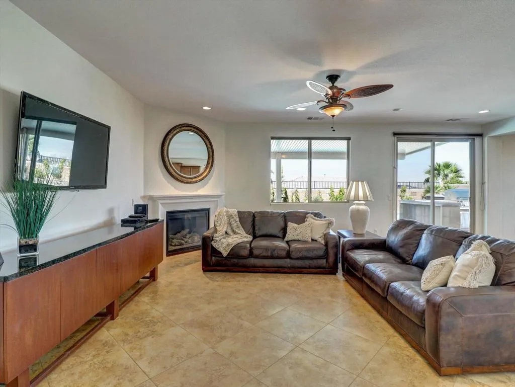 73754 Kandinsky Way, Palm Desert, California 92211 home-pic-15