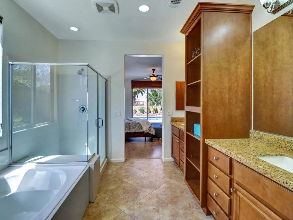 73754 Kandinsky Way, Palm Desert, California 92211 home-pic-23