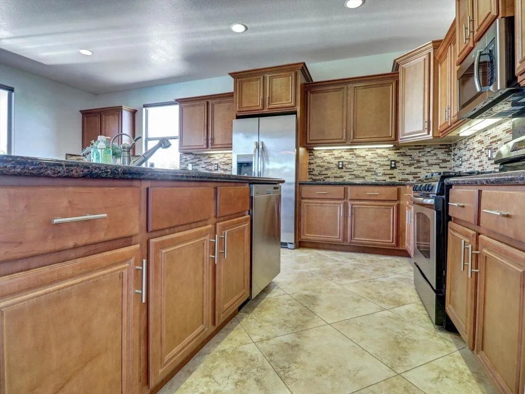 73754 Kandinsky Way, Palm Desert, California 92211 home-pic-20
