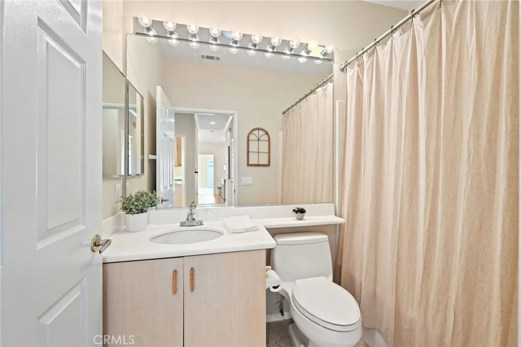 21464 San Bernardo, Mission Viejo, California 92692 home-pic-19