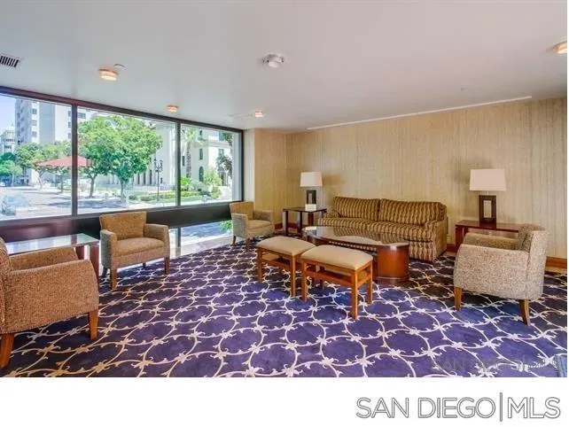 750 State St 216, San Diego, California 92101 home-pic-21