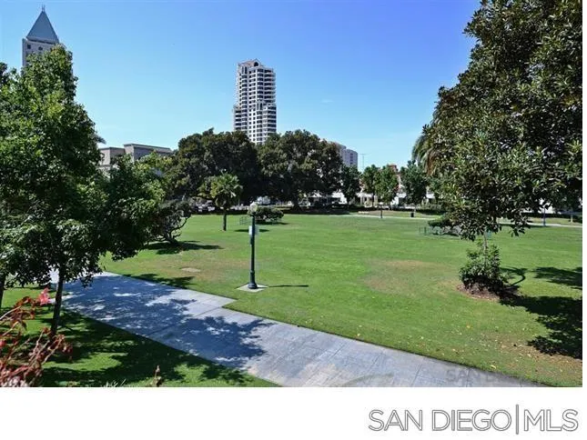 750 State St 216, San Diego, California 92101 home-pic-14