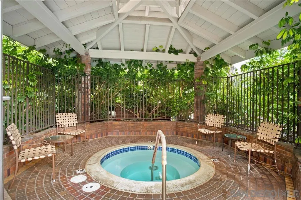 750 State St 216, San Diego, California 92101 home-pic-17