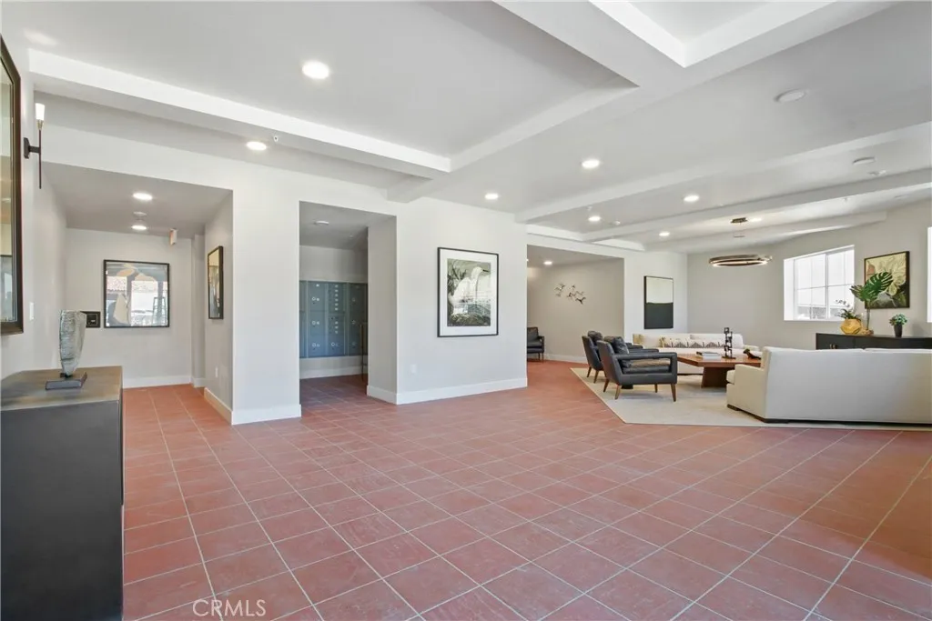 927 Deep Valley Drive 223, Rolling Hills Estates, California 90274 home-pic-23