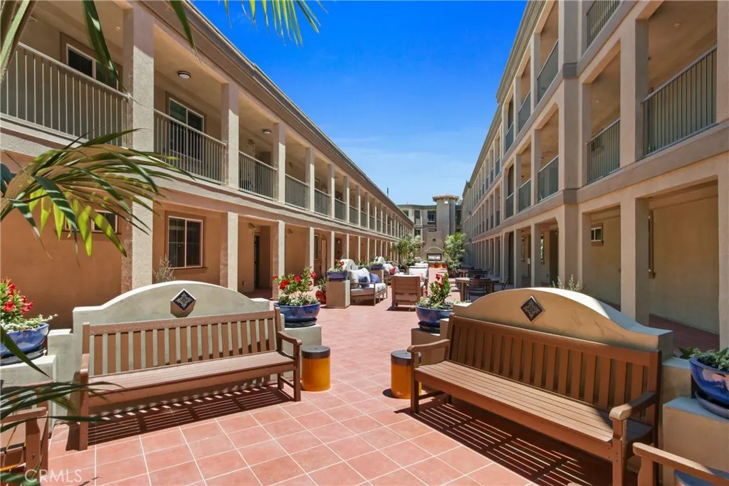 927 Deep Valley Drive 223, Rolling Hills Estates, California 90274 home-pic-21