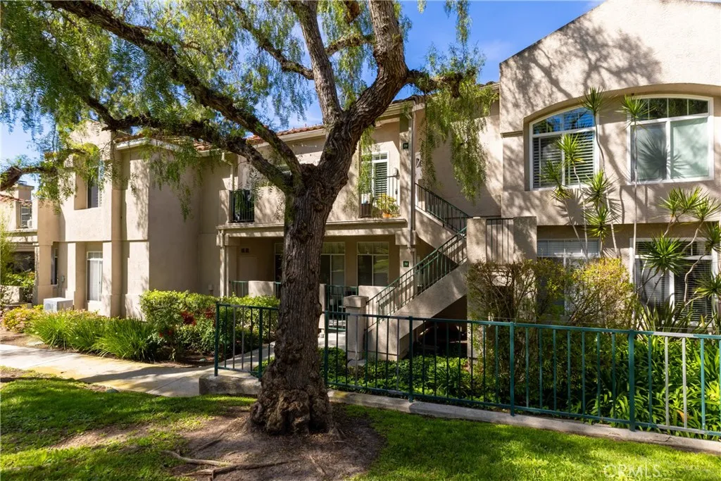 74 Cinnamon Teal, Aliso Viejo, California 92656 home-pic-1