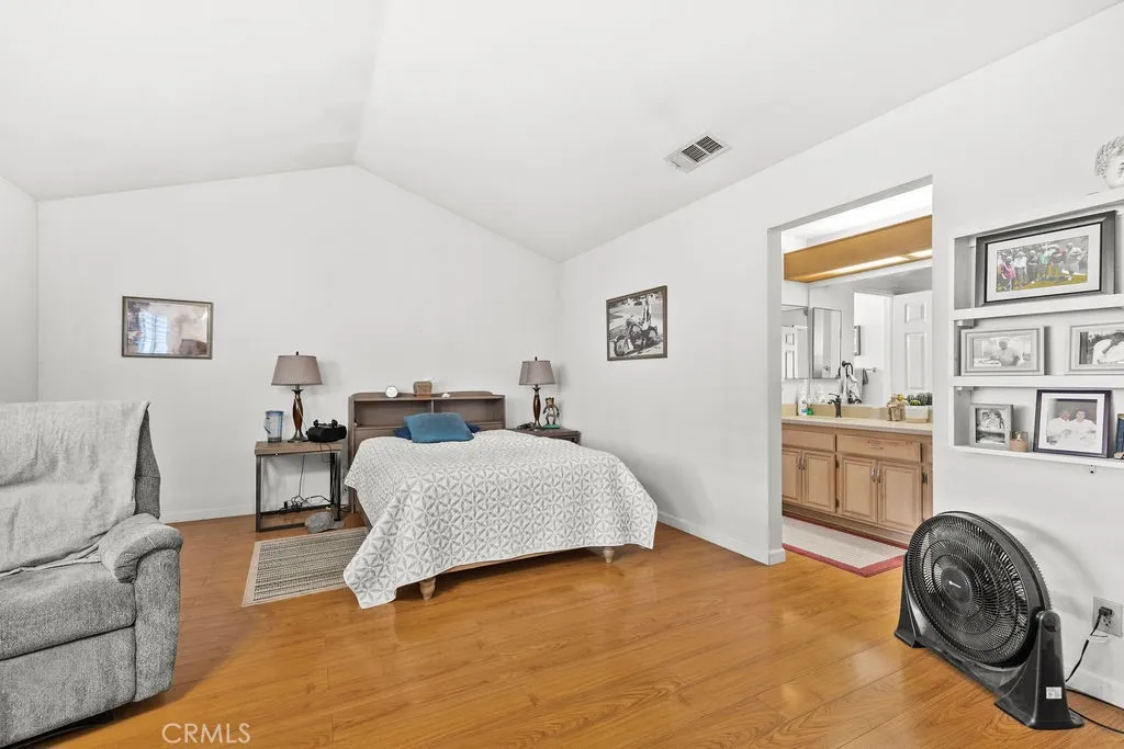 2582 Alegre, Hemet, California 92545 home-pic-18