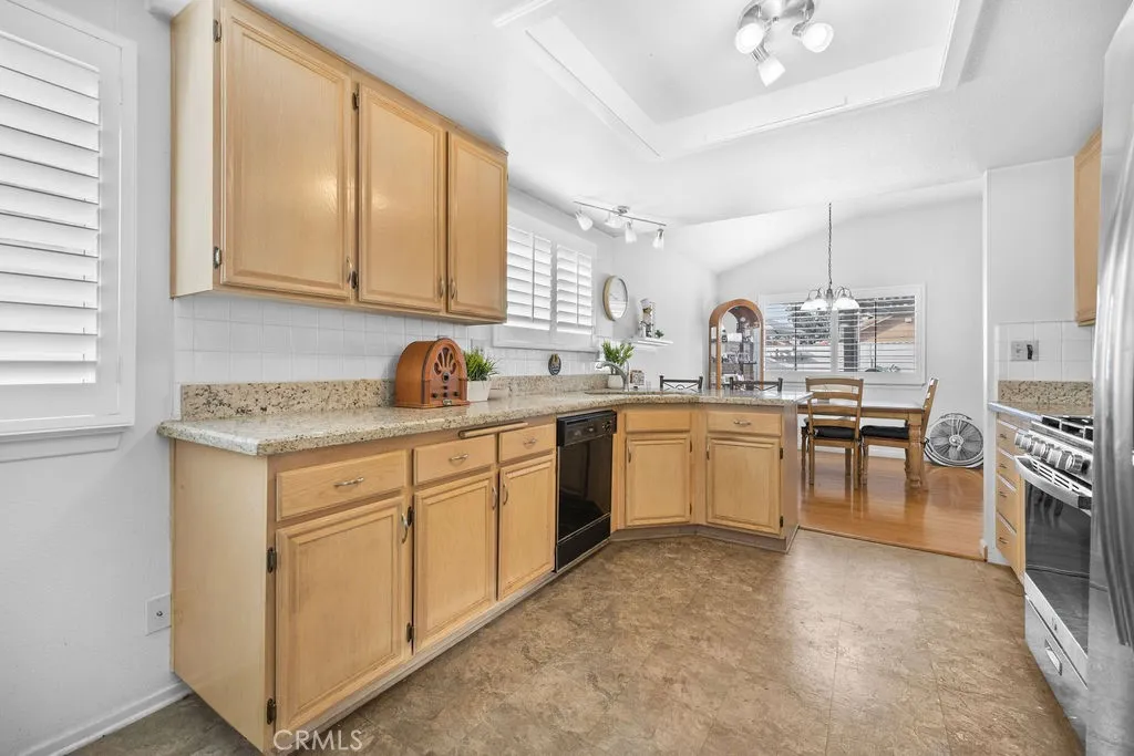2582 Alegre, Hemet, California 92545 home-pic-14