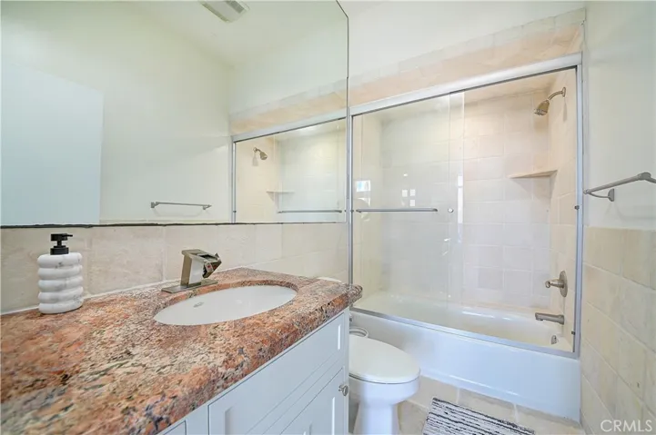 3952 Oakfield Drive, Sherman Oaks, California 91423