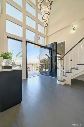 3952 Oakfield Drive, Sherman Oaks, California 91423