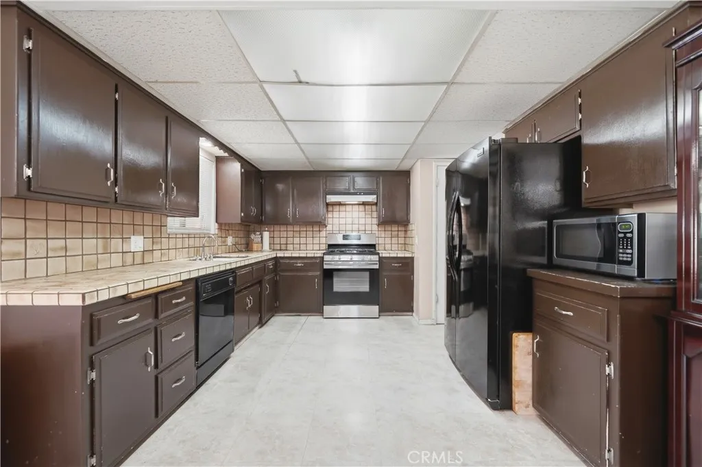 41050 Johnston Ave, Hemet, California 92544 home-pic-16