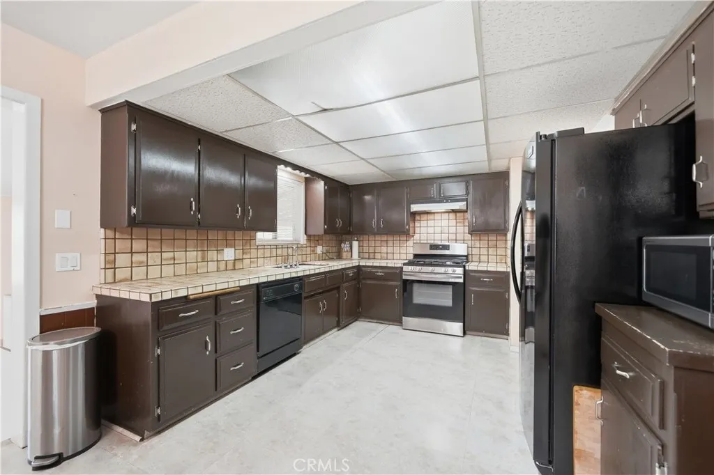 41050 Johnston Ave, Hemet, California 92544 home-pic-15