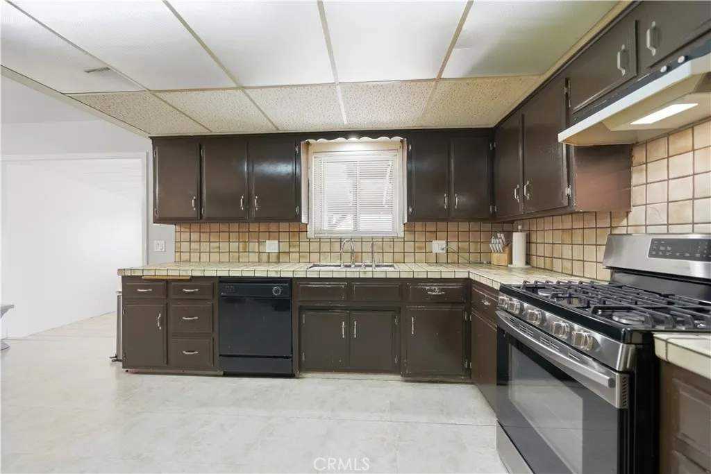 41050 Johnston Ave, Hemet, California 92544 home-pic-18