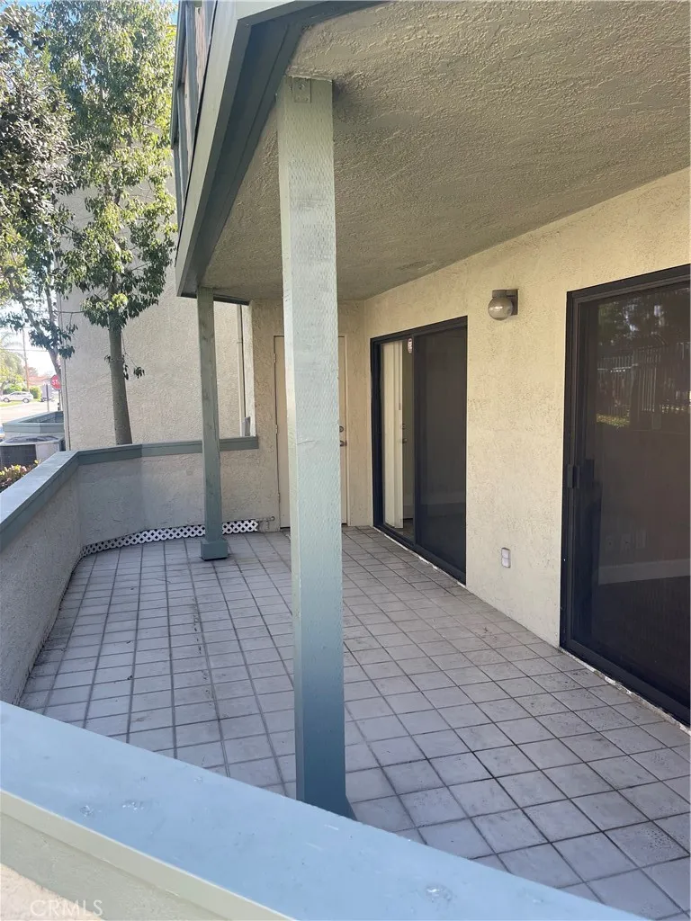 3580 W Sweetbay Court B, Anaheim, California 92804 home-pic-33