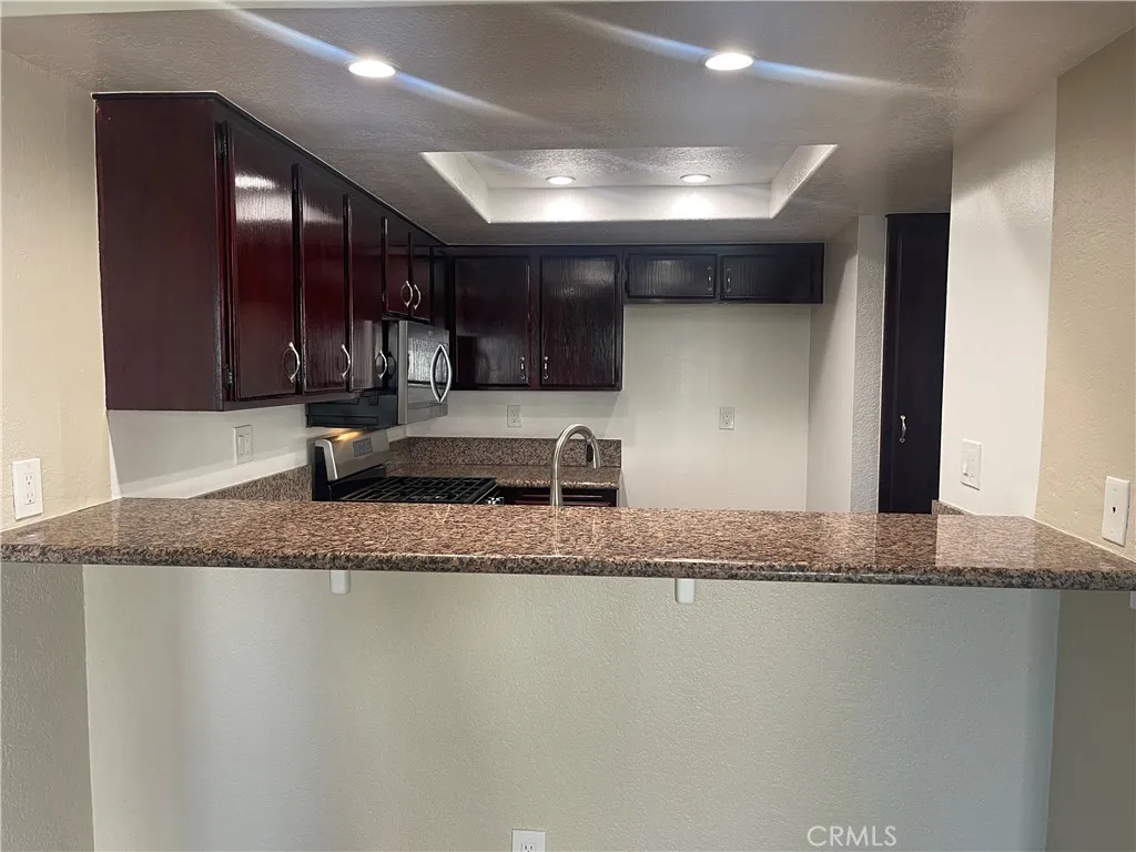 3580 W Sweetbay Court B, Anaheim, California 92804 home-pic-16