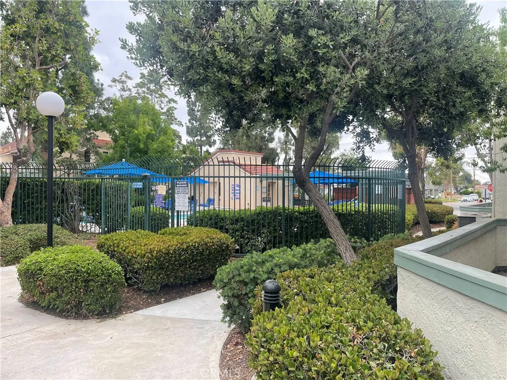 3580 W Sweetbay Court B, Anaheim, California 92804 home-pic-6