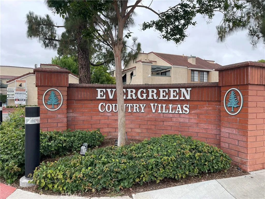 3580 W Sweetbay Court B, Anaheim, California 92804 home-pic-9