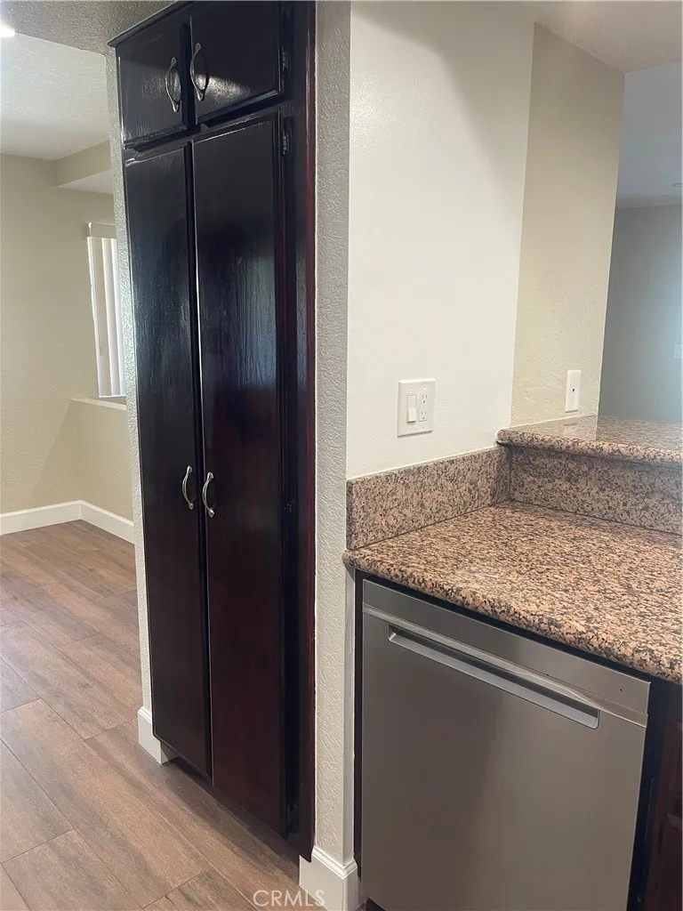 3580 W Sweetbay Court B, Anaheim, California 92804 home-pic-18