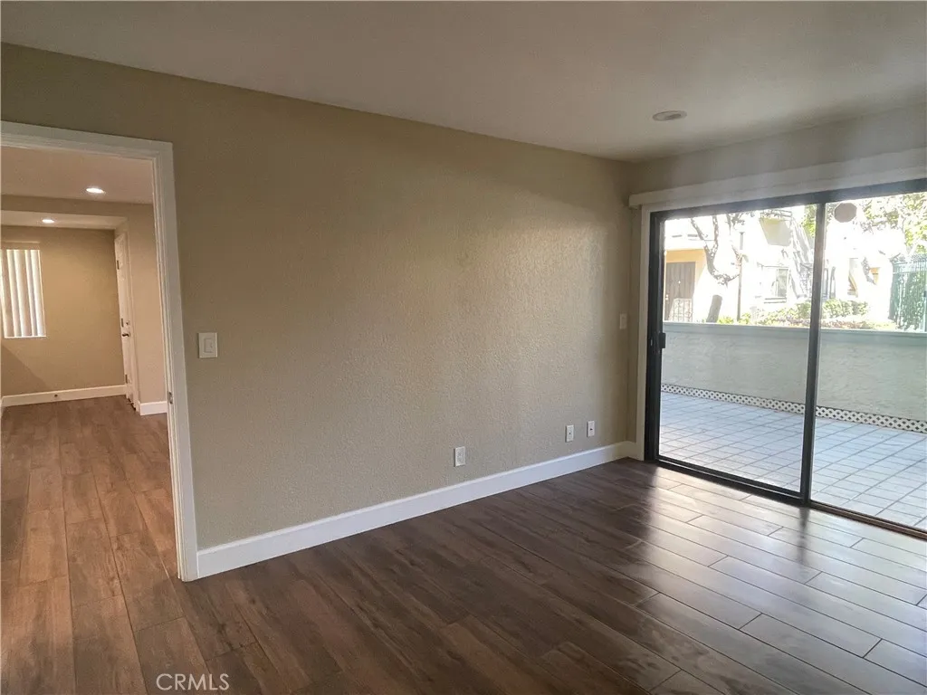 3580 W Sweetbay Court B, Anaheim, California 92804 home-pic-23