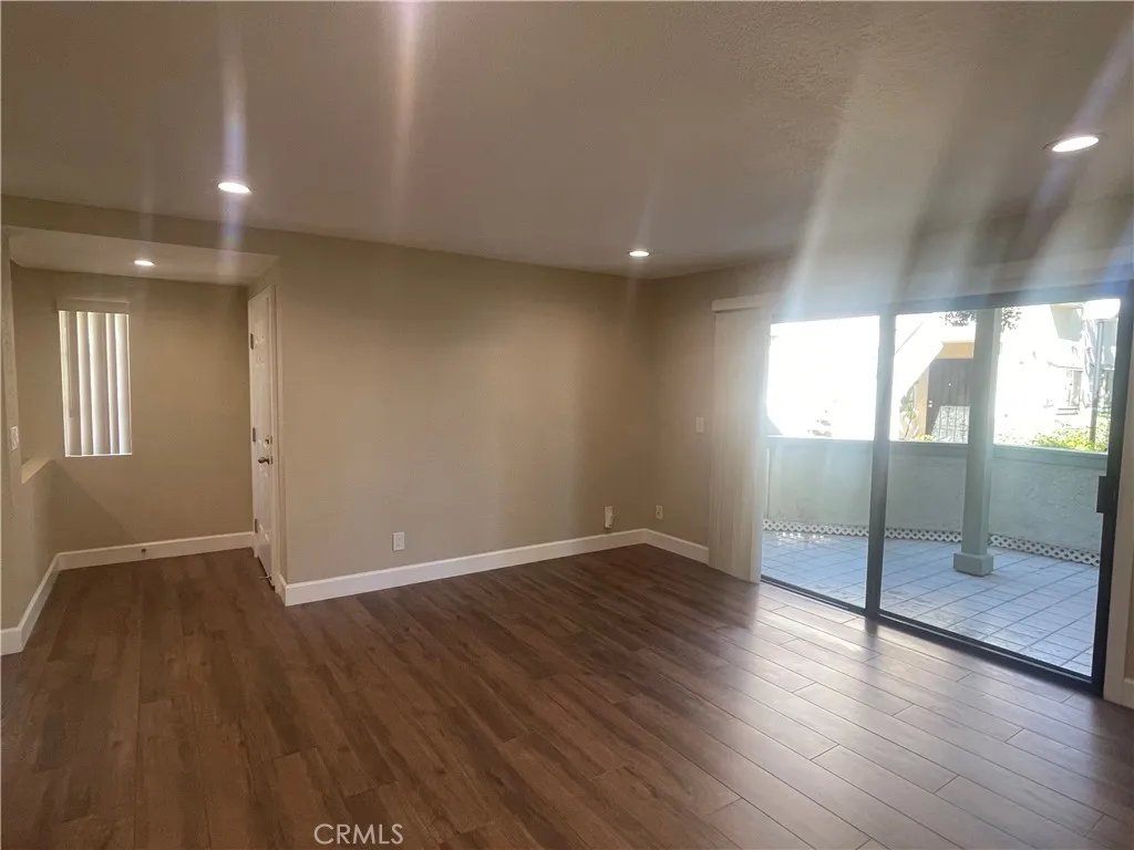 3580 W Sweetbay Court B, Anaheim, California 92804 home-pic-20