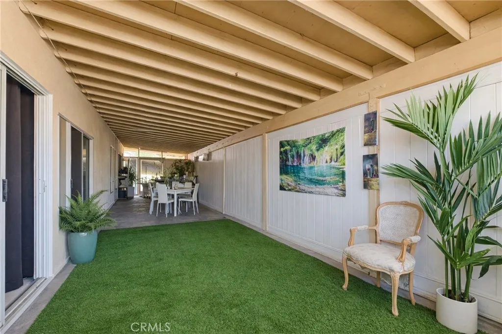12011 Jouett Street, Sylmar, California 91342 home-pic-15