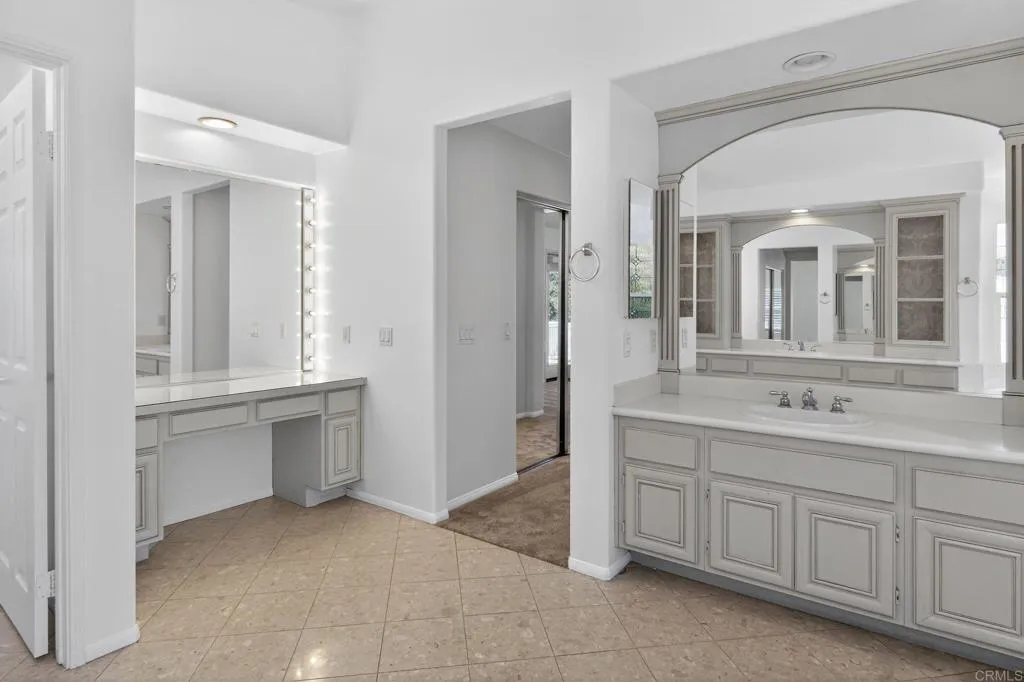2776 W Canyon Avenue, San Diego, California 92123 home-pic-11