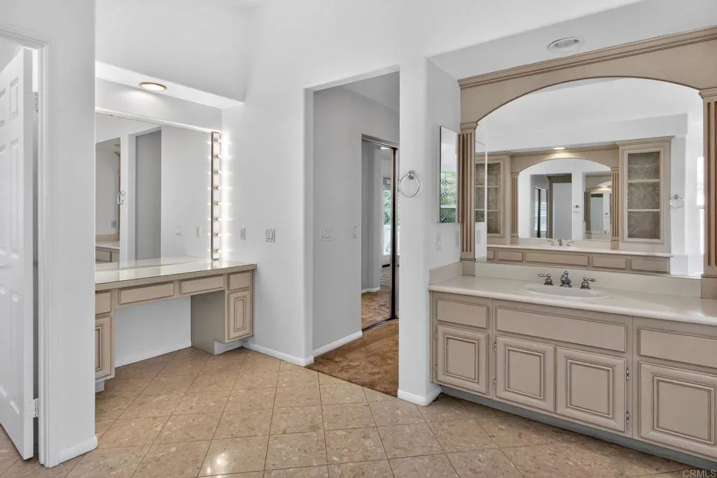 2776 W Canyon Avenue, San Diego, California 92123 home-pic-12