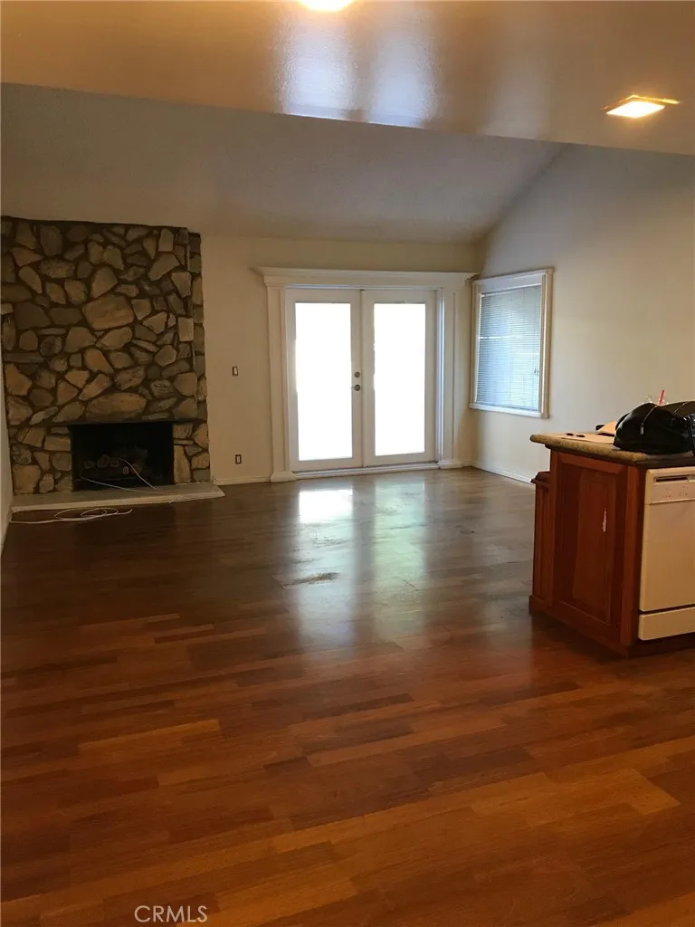 18622 Kamstra Avenue, Cerritos, California 90703 home-pic-4