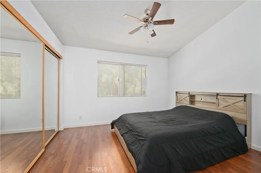 28415 Seco Canyon, Saugus, California 91390 home-pic-11