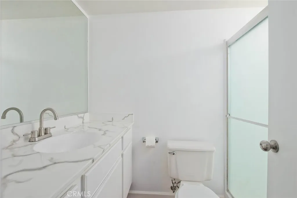 28415 Seco Canyon, Saugus, California 91390 home-pic-10