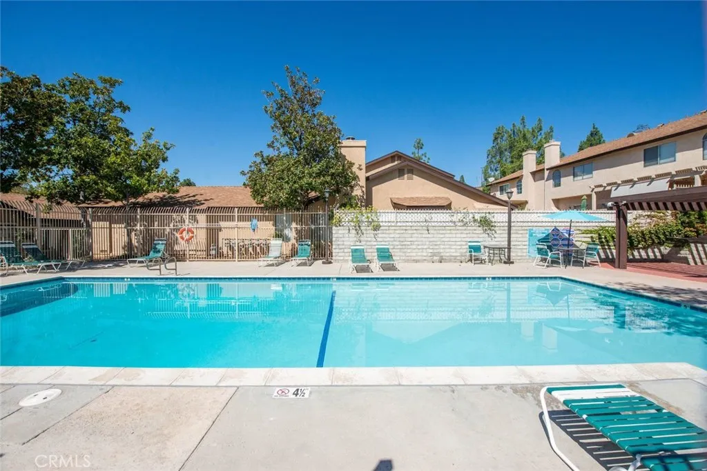 28415 Seco Canyon, Saugus, California 91390 home-pic-14