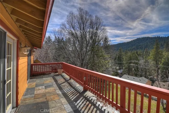 495 Zuger Court, Crestline, California 92325